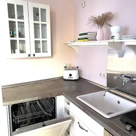 Uriges In Der Altstadt Von Mit Sauna, Kinderspielecke, 1000mbit Wlan, 1 Minute Vom Wasserfall Entfernt * Saarburg