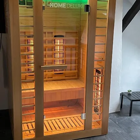 Casa de Férias Uriges In Der Altstadt Von Mit Sauna, Kinderspielecke, 1000mbit Wlan, 1 Minute Vom Wasserfall Entfernt