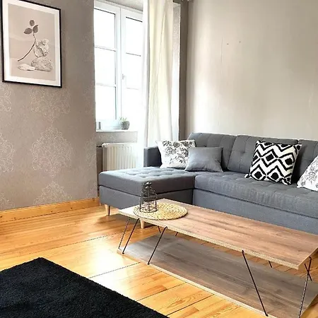 Uriges In Der Altstadt Von Mit Sauna, Kinderspielecke, 1000mbit Wlan, 1 Minute Vom Wasserfall Entfernt * Saarburg