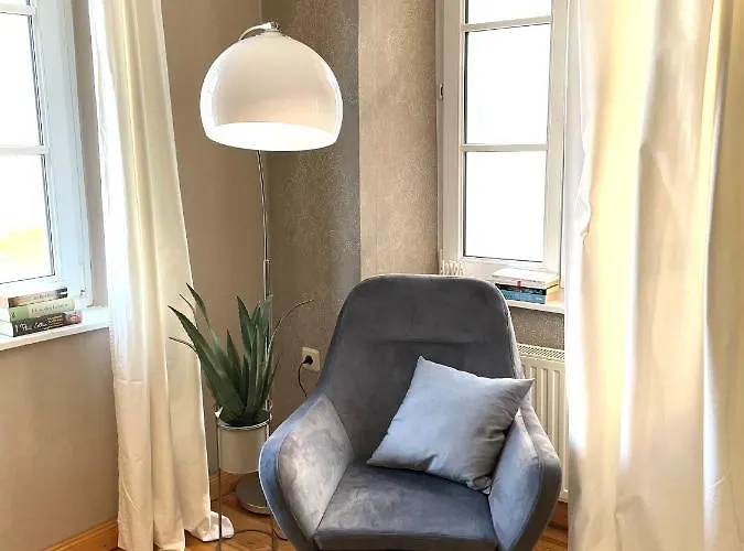 Uriges In Der Altstadt Von Mit Sauna, Kinderspielecke, 1000mbit Wlan, 1 Minute Vom Wasserfall Entfernt 펜션 *