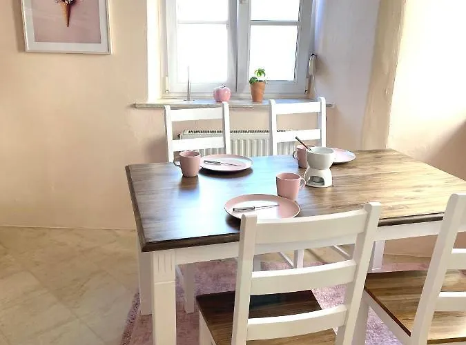 Uriges In Der Altstadt Von Mit Sauna, Kinderspielecke, 1000mbit Wlan, 1 Minute Vom Wasserfall Entfernt