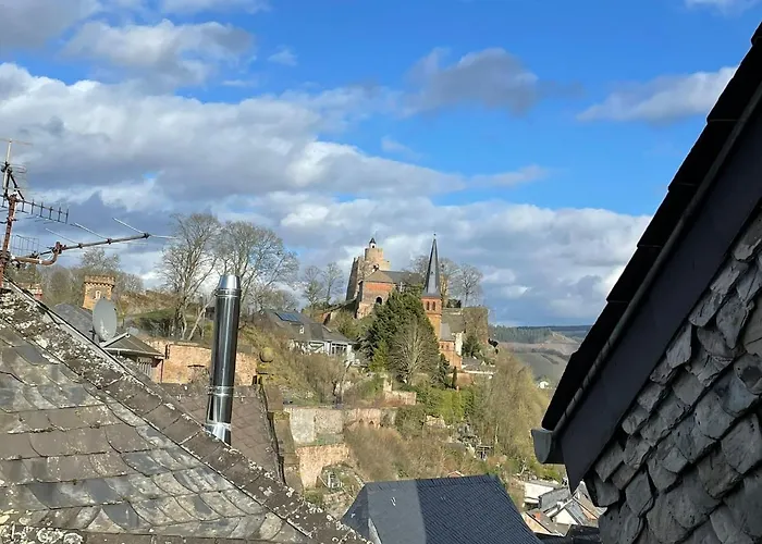Uriges In Der Altstadt Von Mit Sauna, Kinderspielecke, 1000mbit Wlan, 1 Minute Vom Wasserfall Entfernt * Saarburg