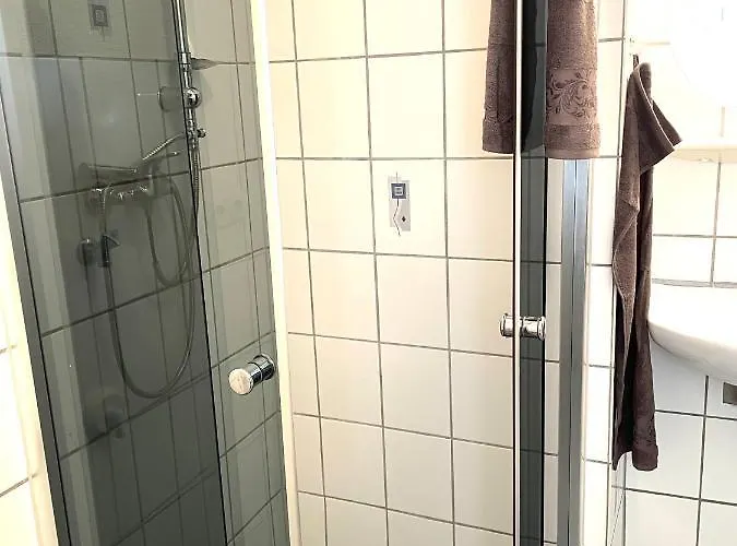 Uriges In Der Altstadt Von Mit Sauna, Kinderspielecke, 1000mbit Wlan, 1 Minute Vom Wasserfall Entfernt *